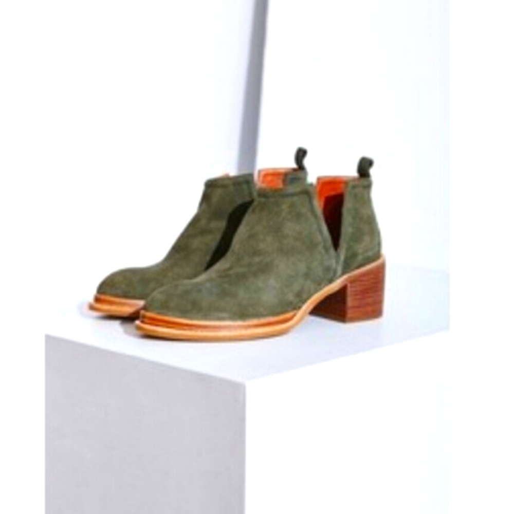 Anthro ~ Jeffrey Campbell Fontana Olive Side Slit Slip on Suede Booties 8.5